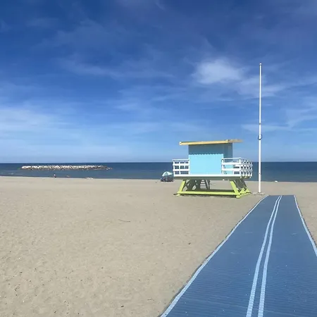 Au 1er Etage, Terrasse Sud, Parking, Et Commerces A Proximite - Fr-1-782-19 Apartment *