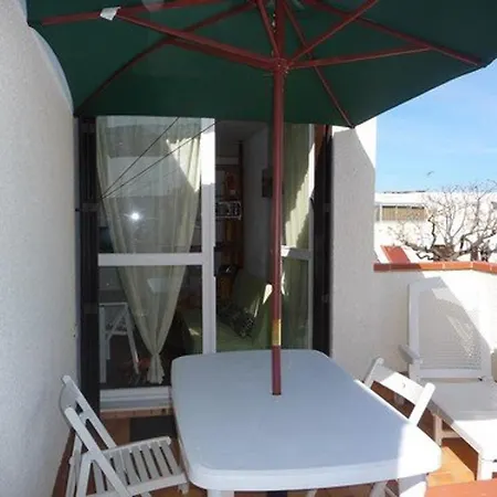 Au 1er Etage, Terrasse Sud, Parking, Et Commerces A Proximite - Fr-1-782-19 Apartment